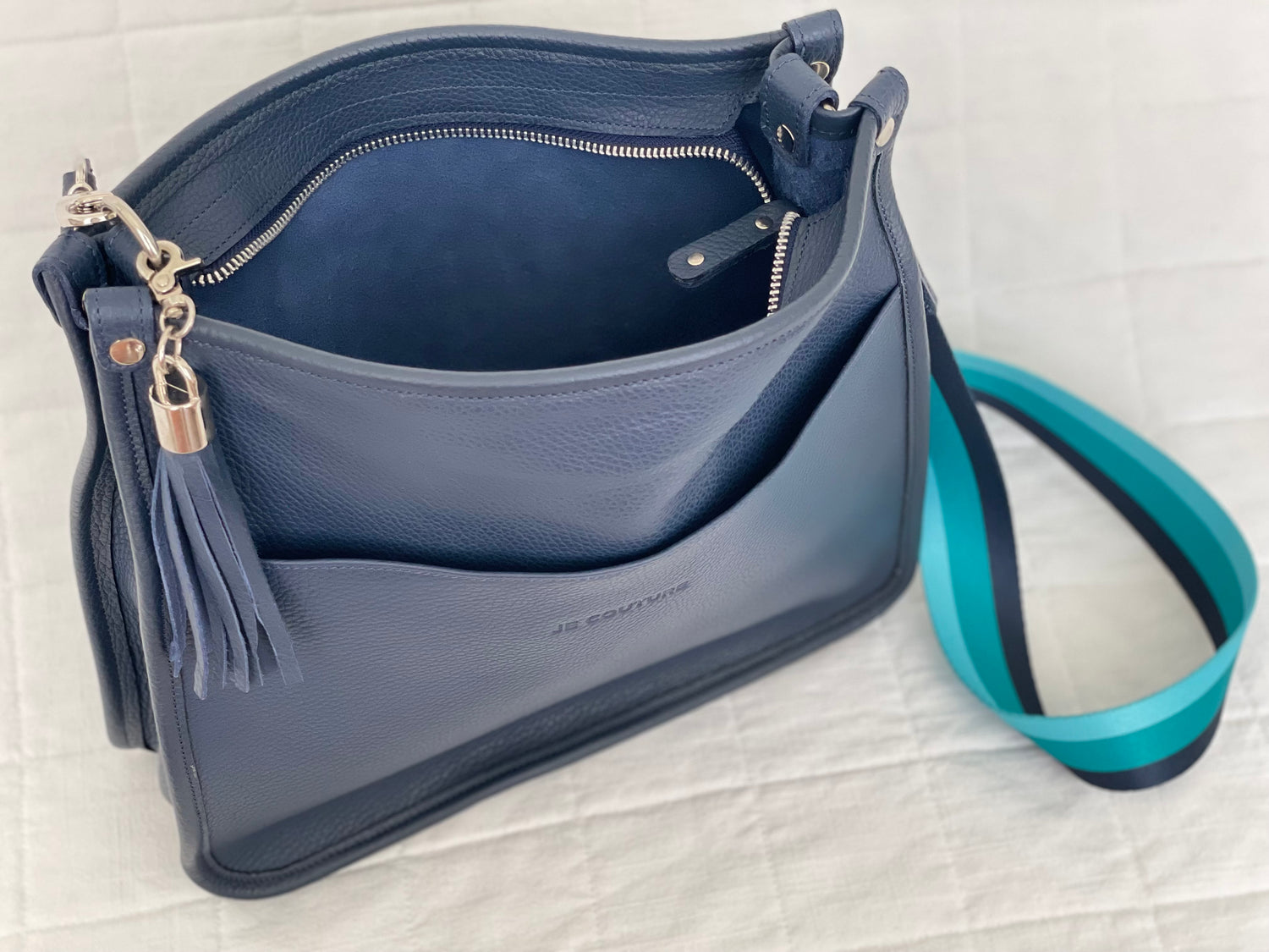 Crossbody Blue Bag - Interior - Je Couture